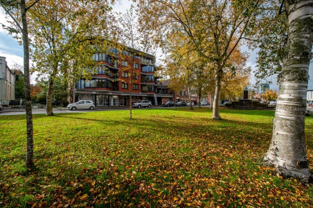 iQ Makelaars Winschoten, Burgemeester Schönfeldplein