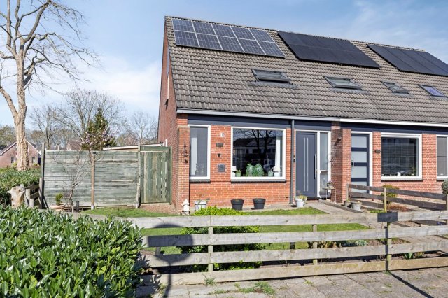 iQ Makelaars Oude Pekela, Ring